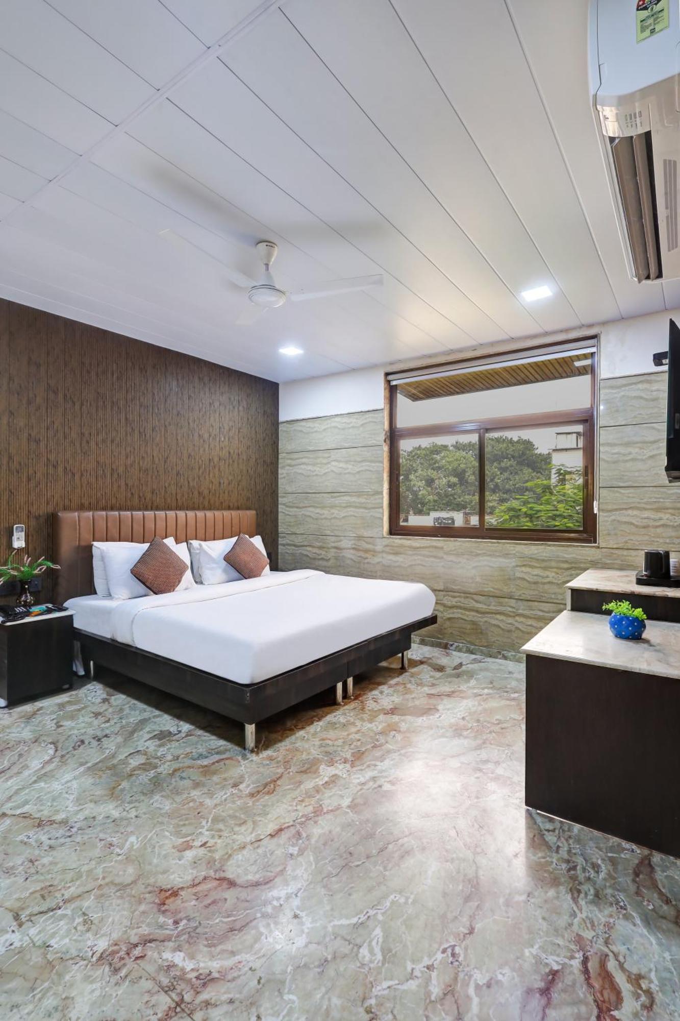 Hotel Singh Palace Delhi  Exterior foto